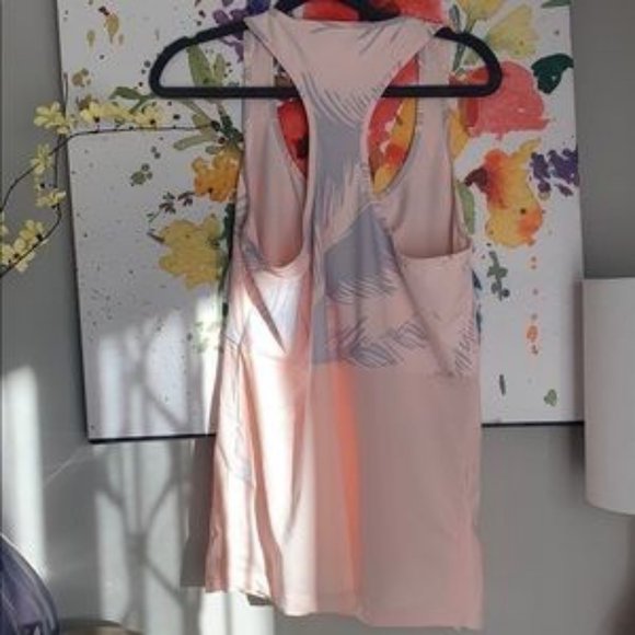 NWOT Fabletics pink and gray Cashel Racerback Tank papyrus - Picture 4 of 5